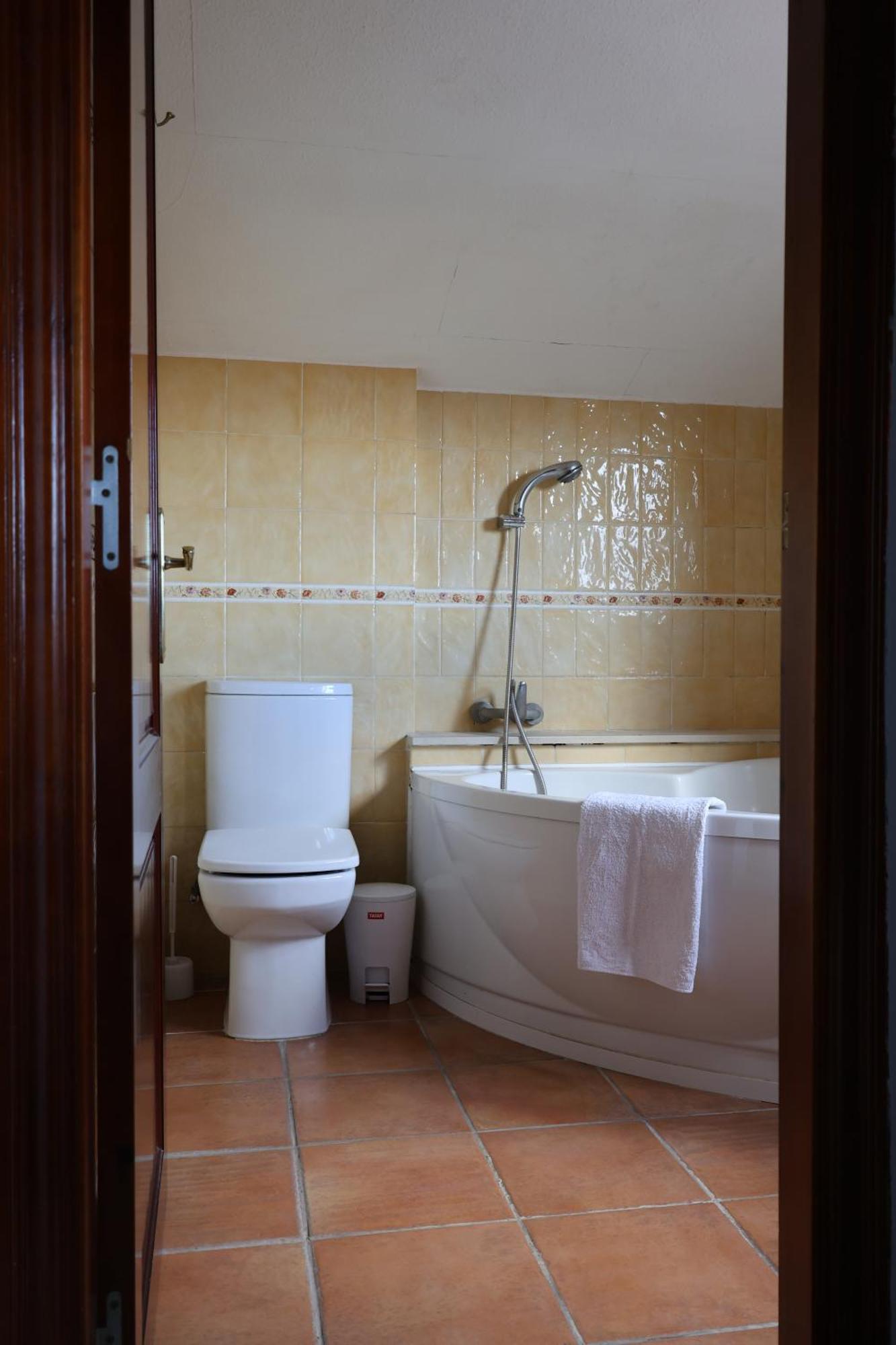 El Cedre Blau Vivienda Con Piscina En Granollers Vila Exterior foto